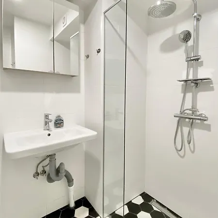 Charming One Bedroom Apartment In Central Tallinn Exteriör bild