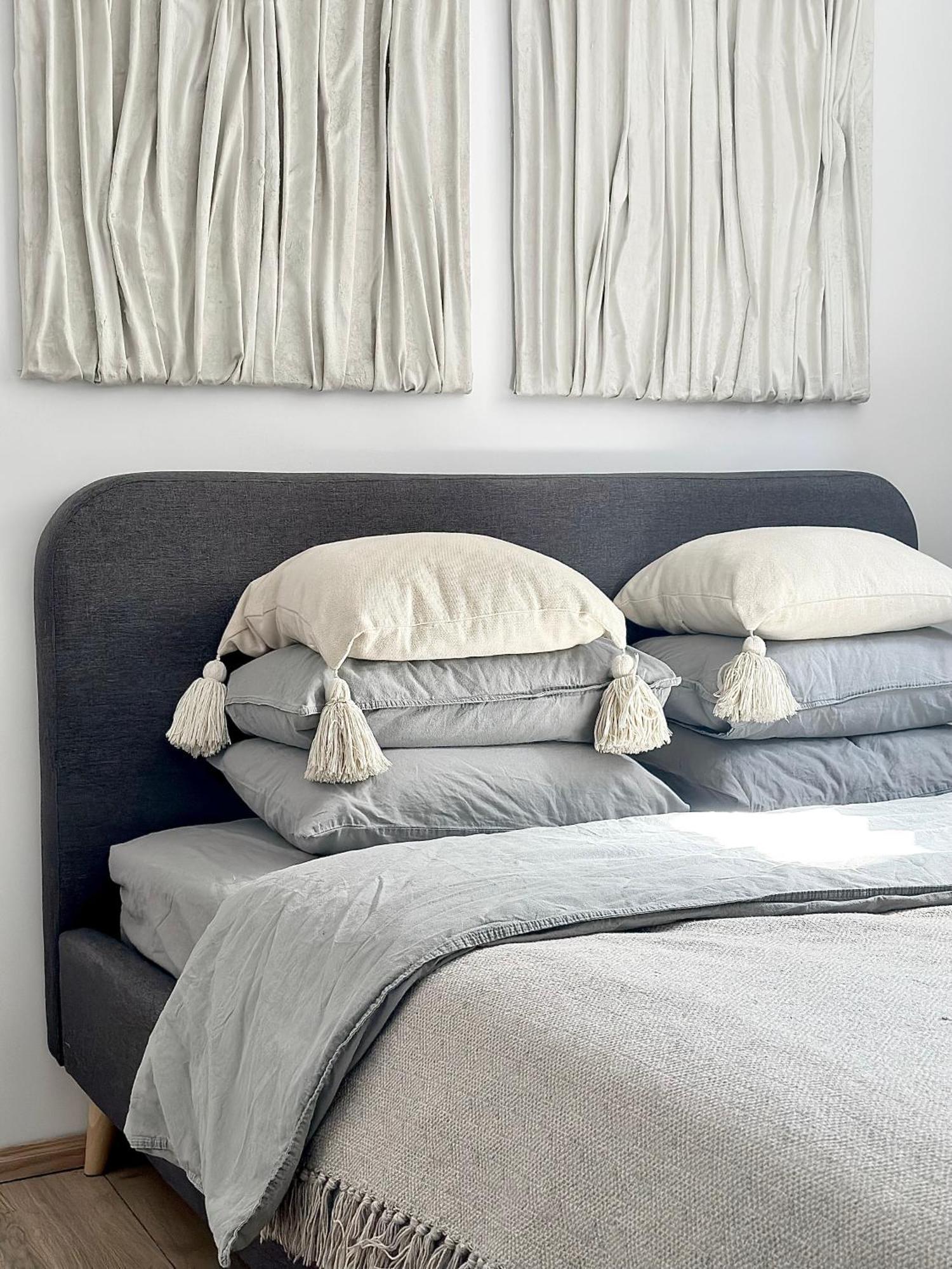 Huoneisto Charming One Bedroom In