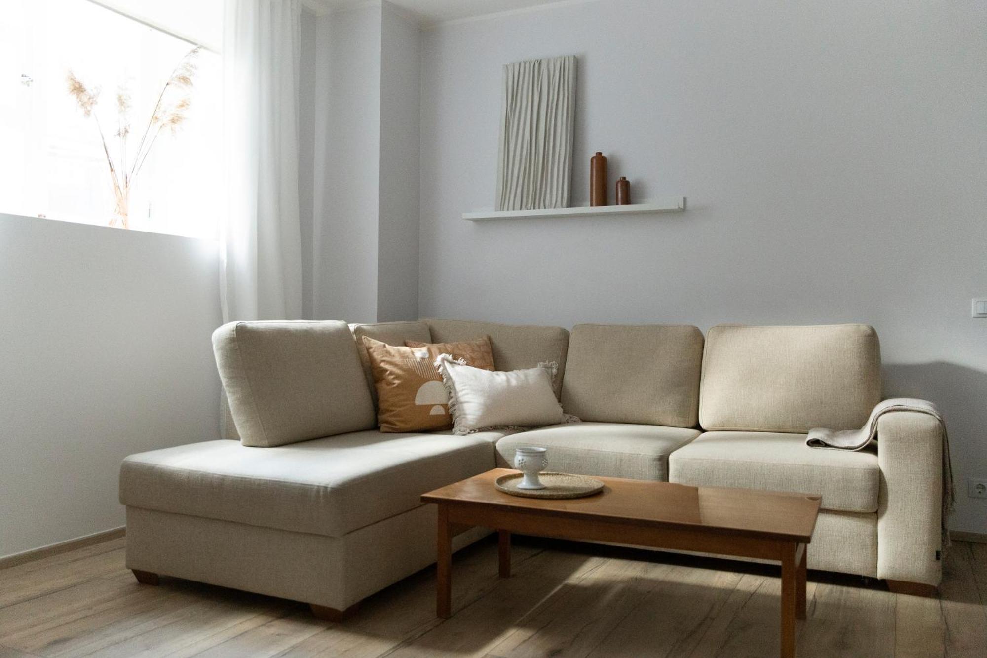 Charming One Bedroom In *